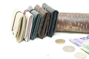 Mini porte monnaie en cuir coloré