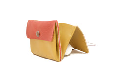 Grand porte-monnaie en cuir jaune