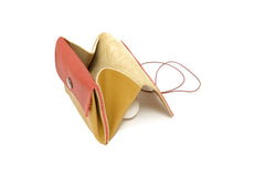 Grand porte-monnaie en cuir jaune