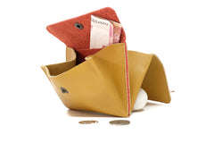 Grand porte-monnaie en cuir jaune