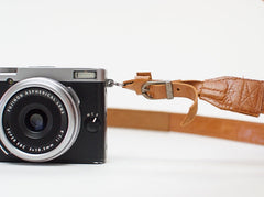 Leather camera strap