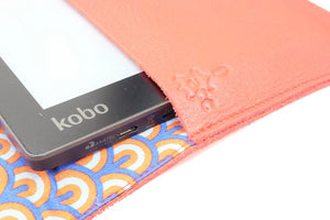 kwmobile Étui pour liseuse électronique Compatible avec Kobo Sage - Housse  Rabat liseuse en Simili Cuir - Rouge foncé