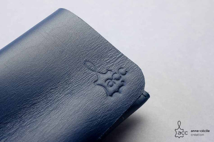 Etui à lunettes en cuir bleu marine