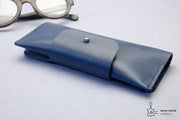 Etui à lunettes en cuir bleu marine