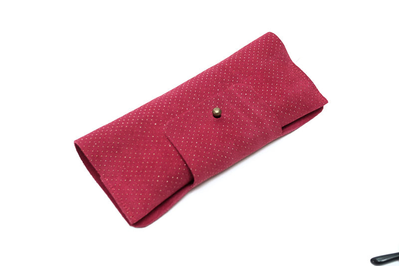 Etui lunettes rouge en daim