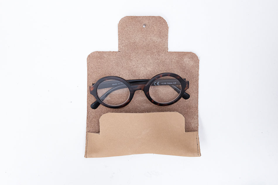 Etui à lunettes en cuir beige