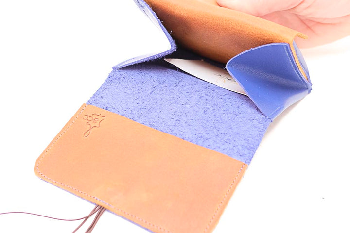 Grand porte-monnaie bleu et camel