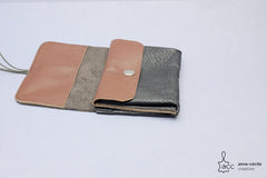 Grand porte-monnaie en cuir noir