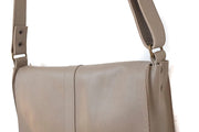 Big handbag leather beige pouch
