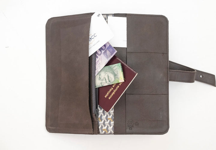 organiseur marron en cuir pour sac