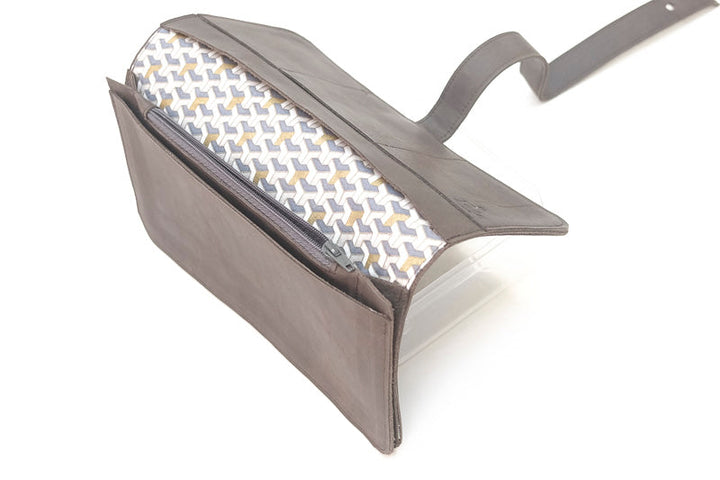 organiseur marron en cuir pour sac