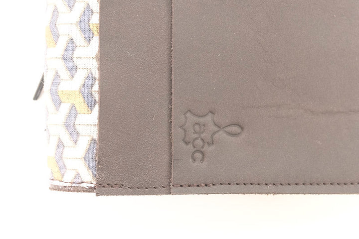 organiseur marron en cuir pour sac