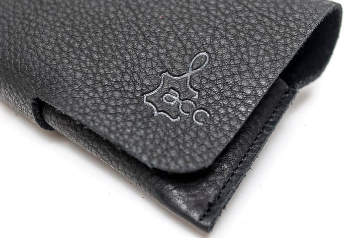 Protège lunettes en cuir noir