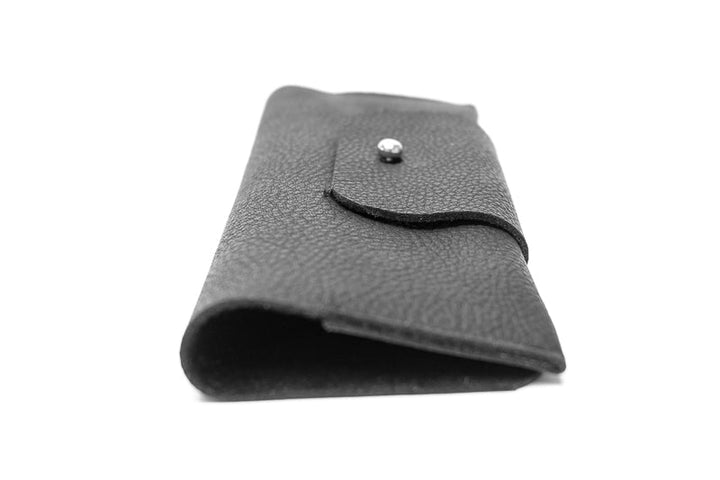 Protège lunettes en cuir noir