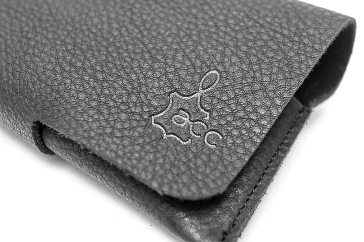 Protège lunettes en cuir noir