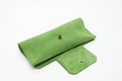 Range lunettes en daim vert