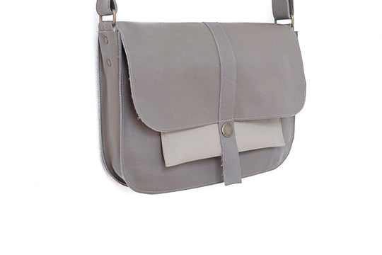 Brown leather handbag woman