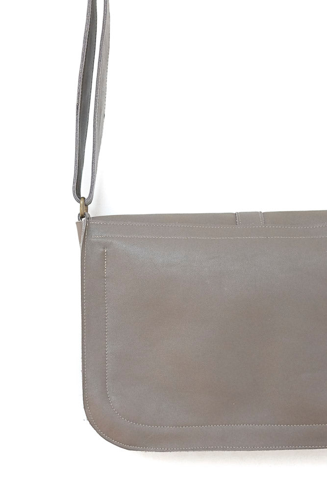Brown leather handbag woman