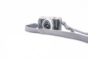 Sangle appareil photo fuji cuir bleu gris