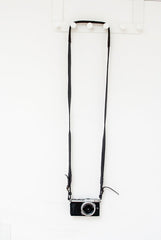 Sangle appareil photo fuji cuir bleu gris