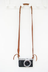 Short camera fuji leather brown leather