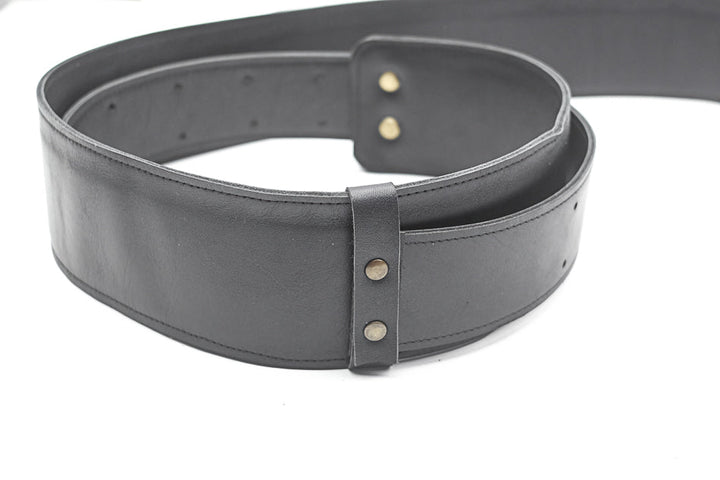 Guitar strap custom black leather