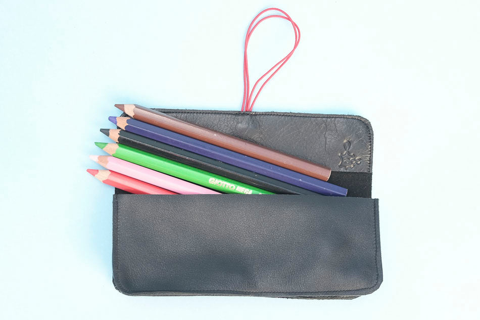 trousse crayon en cuir noire