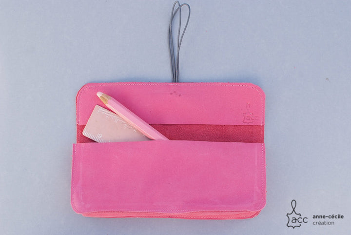 trousse crayon en cuir rose