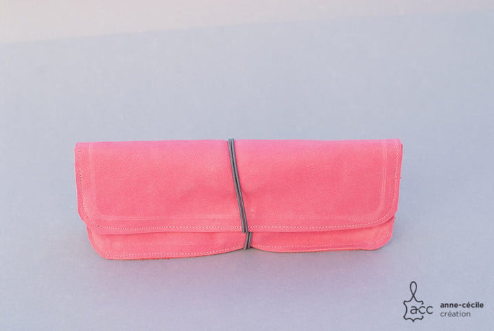 trousse crayon en cuir rose