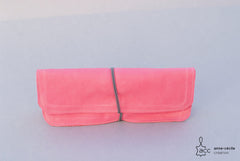 trousse crayon en cuir rose