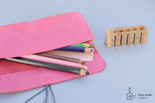 trousse crayon en cuir rose