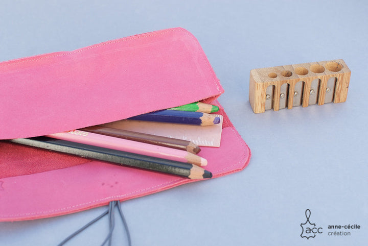 trousse crayon en cuir rose